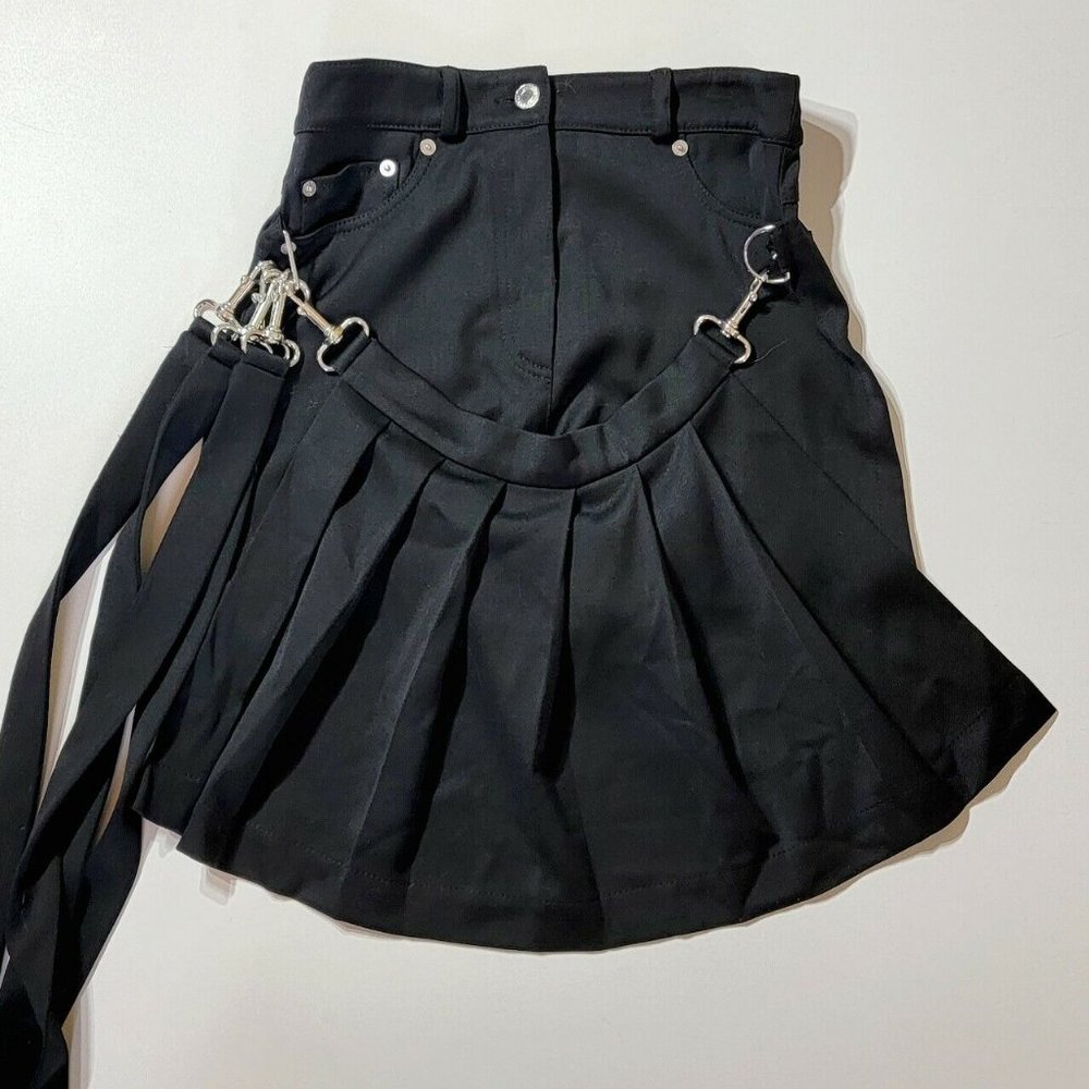 Moschino Mini Skirt / Shorts With Pleated Apron, Women's Size US 2 - Picture 2 of 9